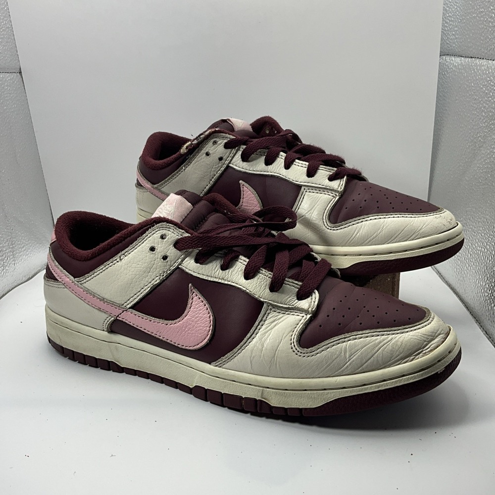 Size 9.5 - Nike Dunk Low Premium Valentine's Day
